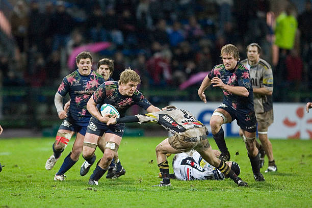 人才支付溢 人才支付溢